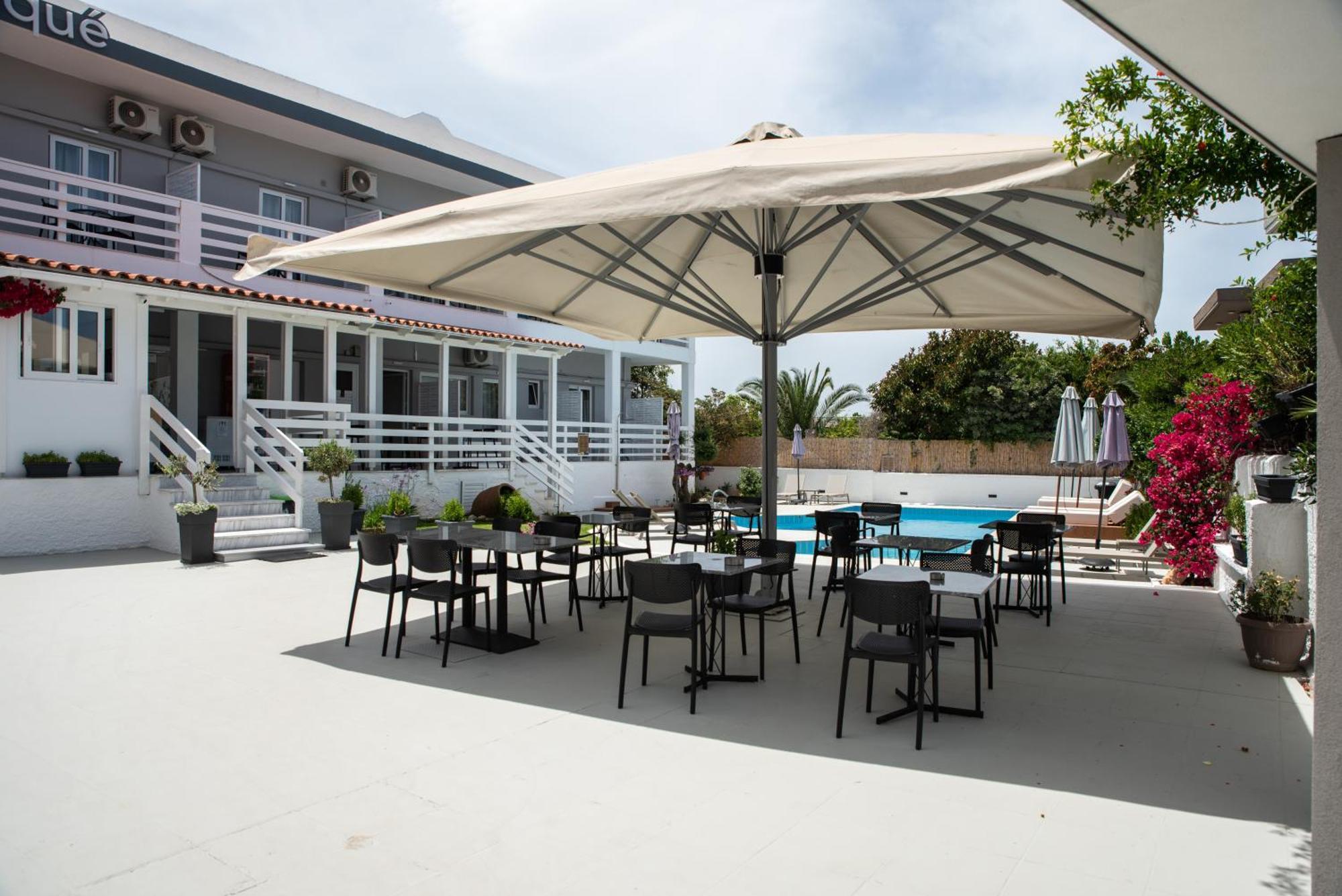 Eloque Simple Living Space Kato Daratso Exterior foto